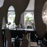 Appart'hotel Les Tilleuls Saint-Macaire