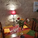 Les Tilleuls 2* Saint-Macaire