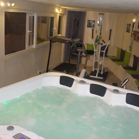 Apartmanhotel Les Tilleuls 2*